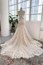 Elegant Trumpet Mermaid Court Train Lace Tulle Wedding Dress Wedding Dress