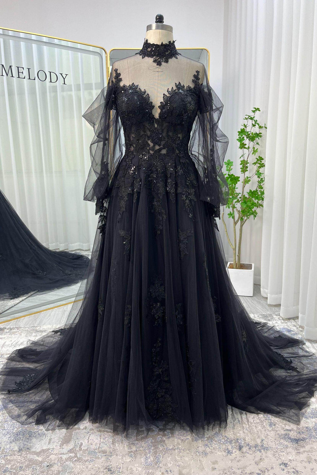 Elegant A Line Court Train Lace Tulle Wedding Dress Wedding Dress