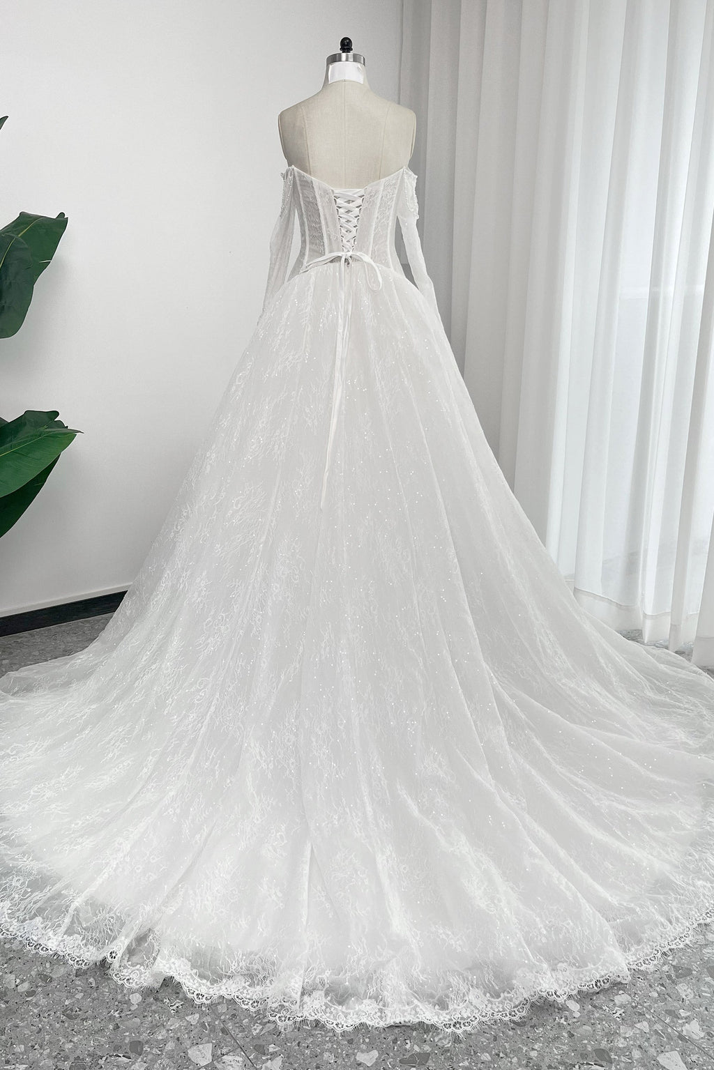 Elegant A Line Chapel Train Sequined Lace Tulle Wedding Dress Wedding Dress