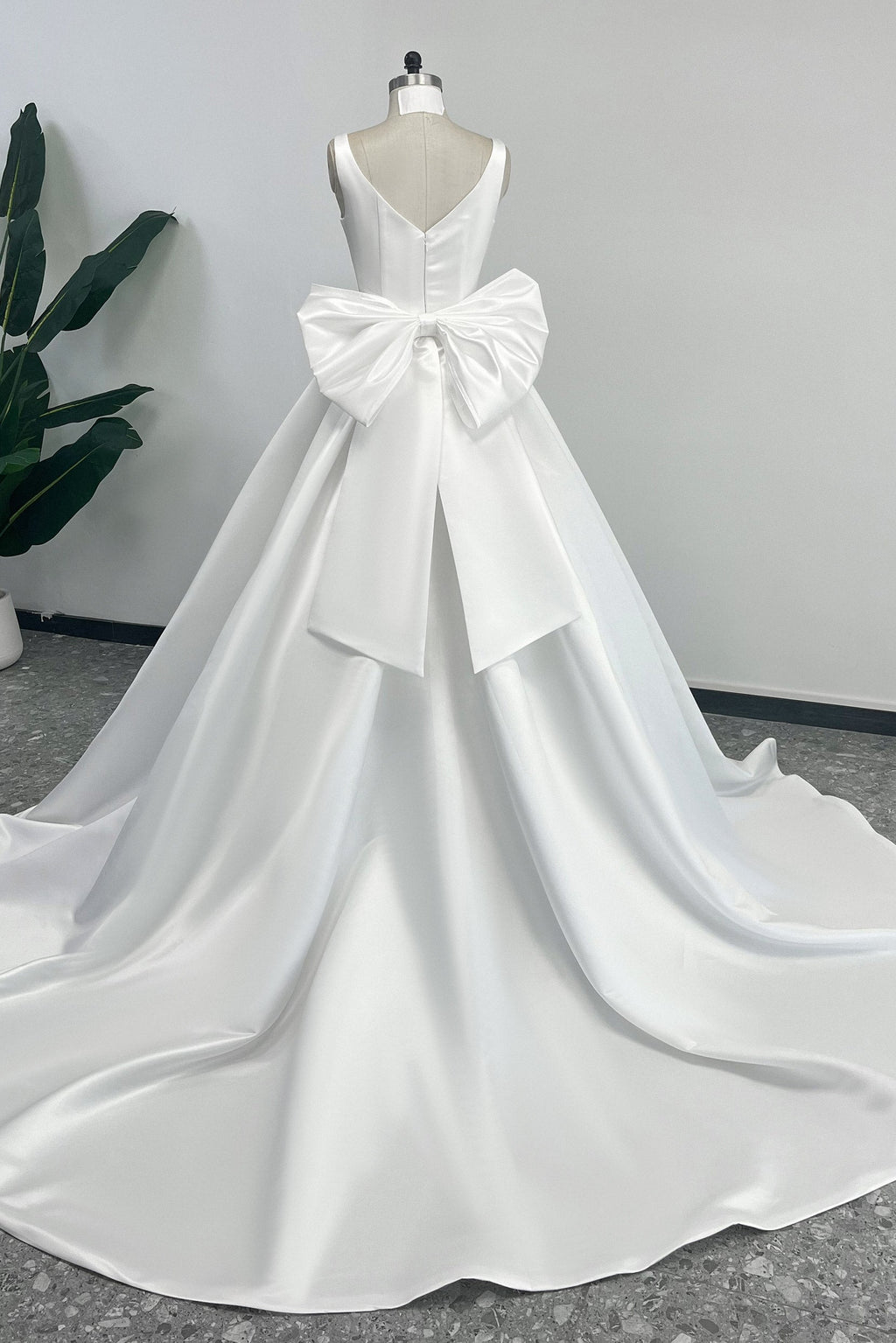 Elegant A Line Court Train Satin Wedding Dress Wedding Dress