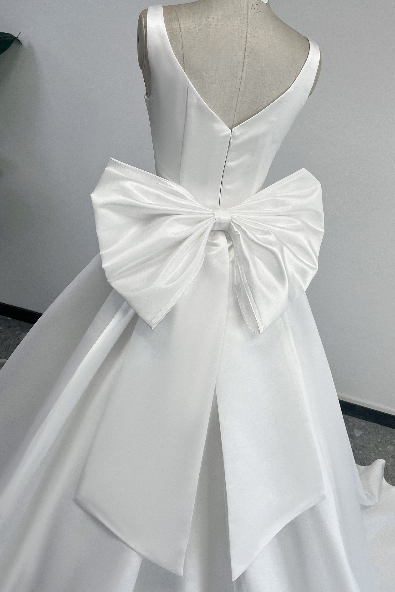 Elegant A Line Court Train Satin Wedding Dress Wedding Dress