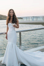 Aurelia Louise detail image 4 wedding dress