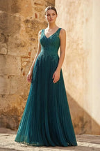 Oriane Hunter Green front view prom dress