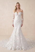 Bellamy Rose Diamond White front view wedding dress