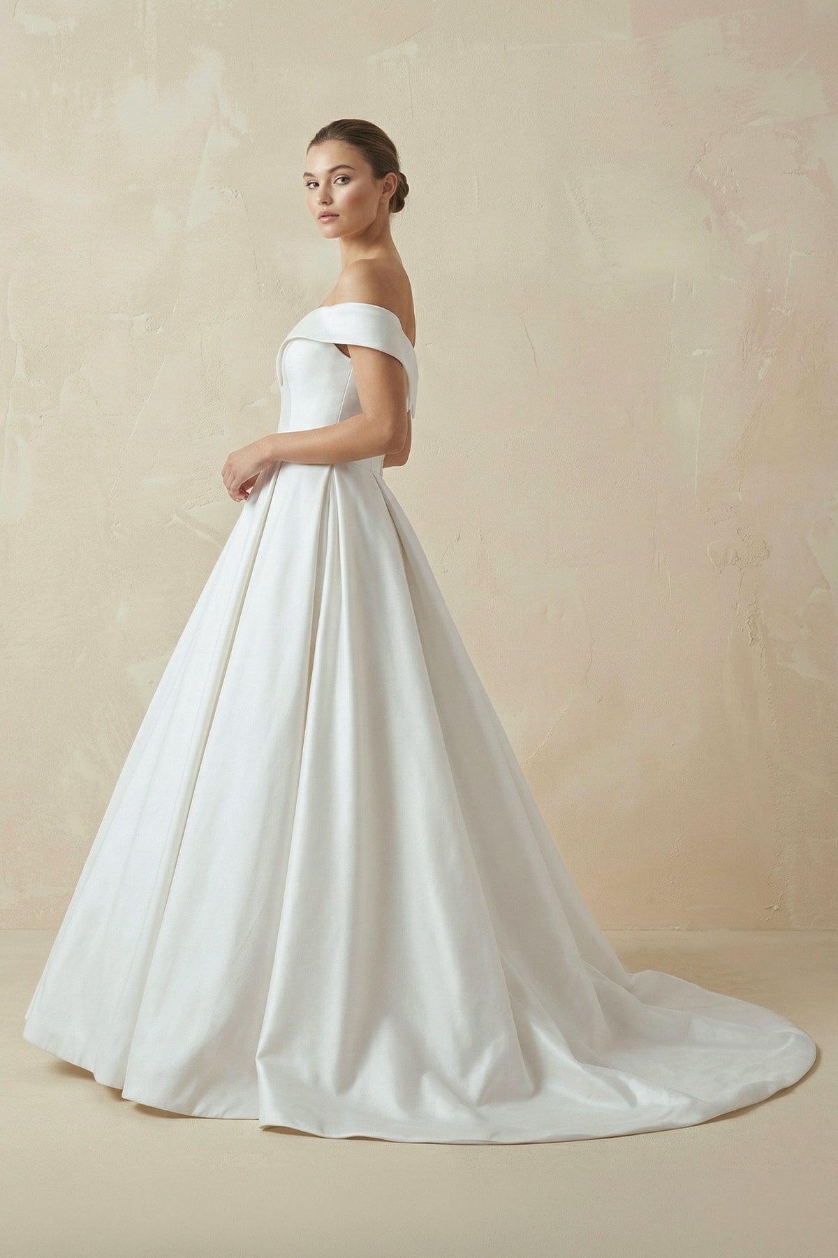 Clarisse Kate detail image 3 wedding dress