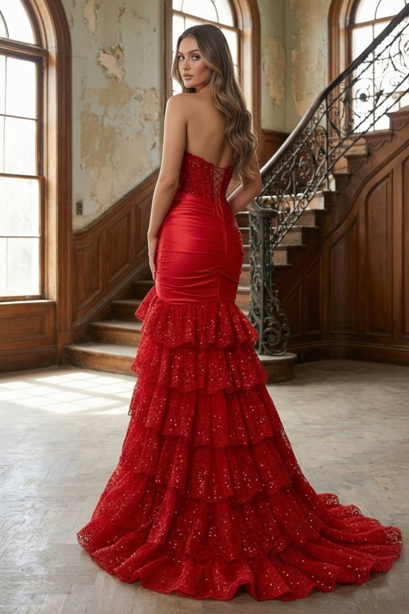 Red Lace Mermaid Evening Dress with Sweetheart Neckline and Pleated Detail