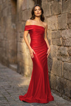Dorothea Jade Red front view prom dress