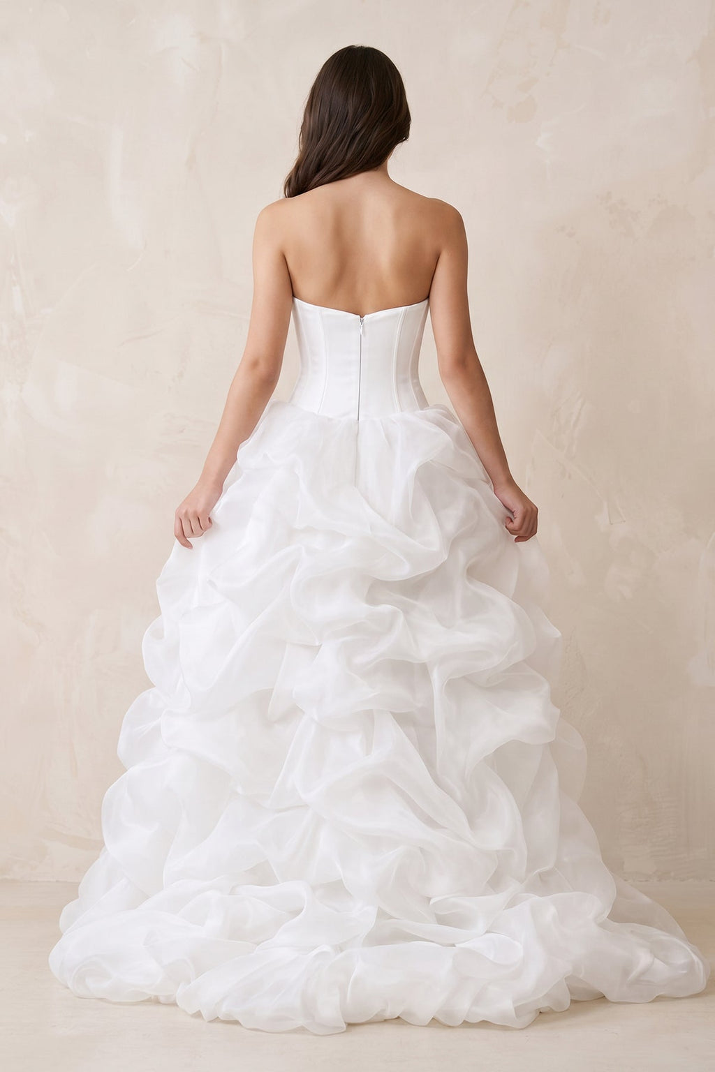 Diamond White Wedding Dress with Sweetheart Neckline and Floor Length