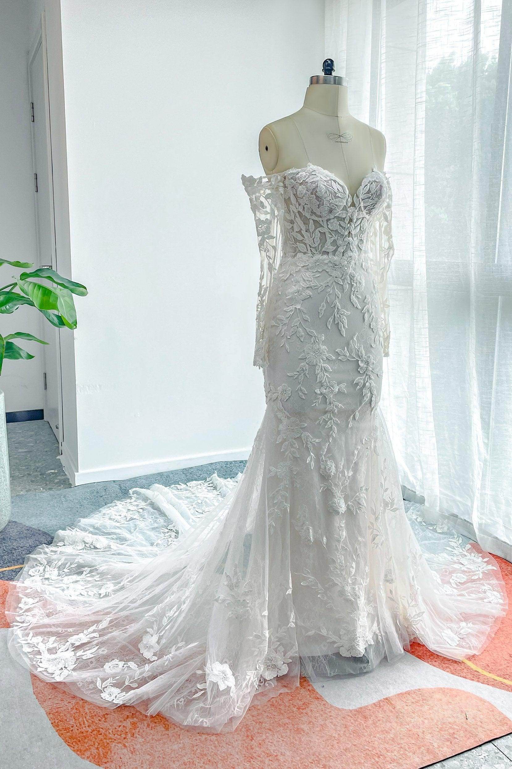 Elegant Trumpet Mermaid Chapel Train Lace Tulle Wedding Dress Wedding Dress