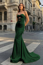 Winslet Noor Hunter Green front view prom dress