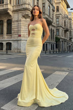 Yellow Sweetheart Mermaid Satin Long Formal Prom Gown With Cutout
