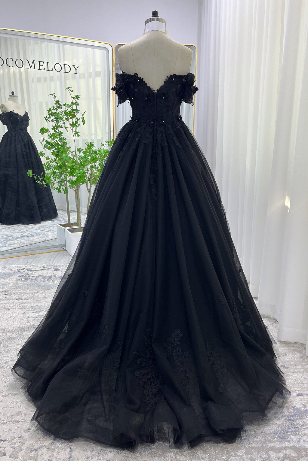 Elegant A Line Sweep Brush Train Tulle Gothic Wedding Dress Wedding Dress