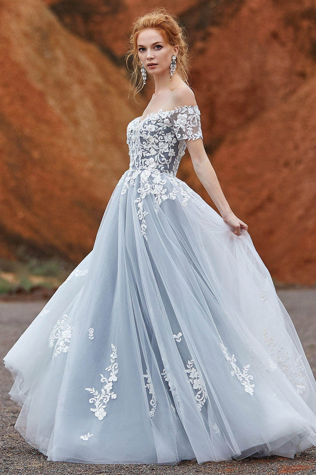 Elegant A Line Sweep Brush Train Tulle Gothic Wedding Dress Wedding Dress