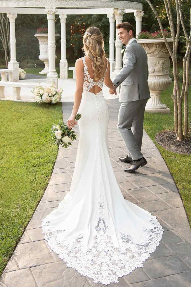 White Lace Mermaid Wedding Dress with Sweetheart Neckline and Sweep Train