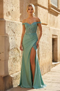 Dahlia Rose Mint Green front view prom dress