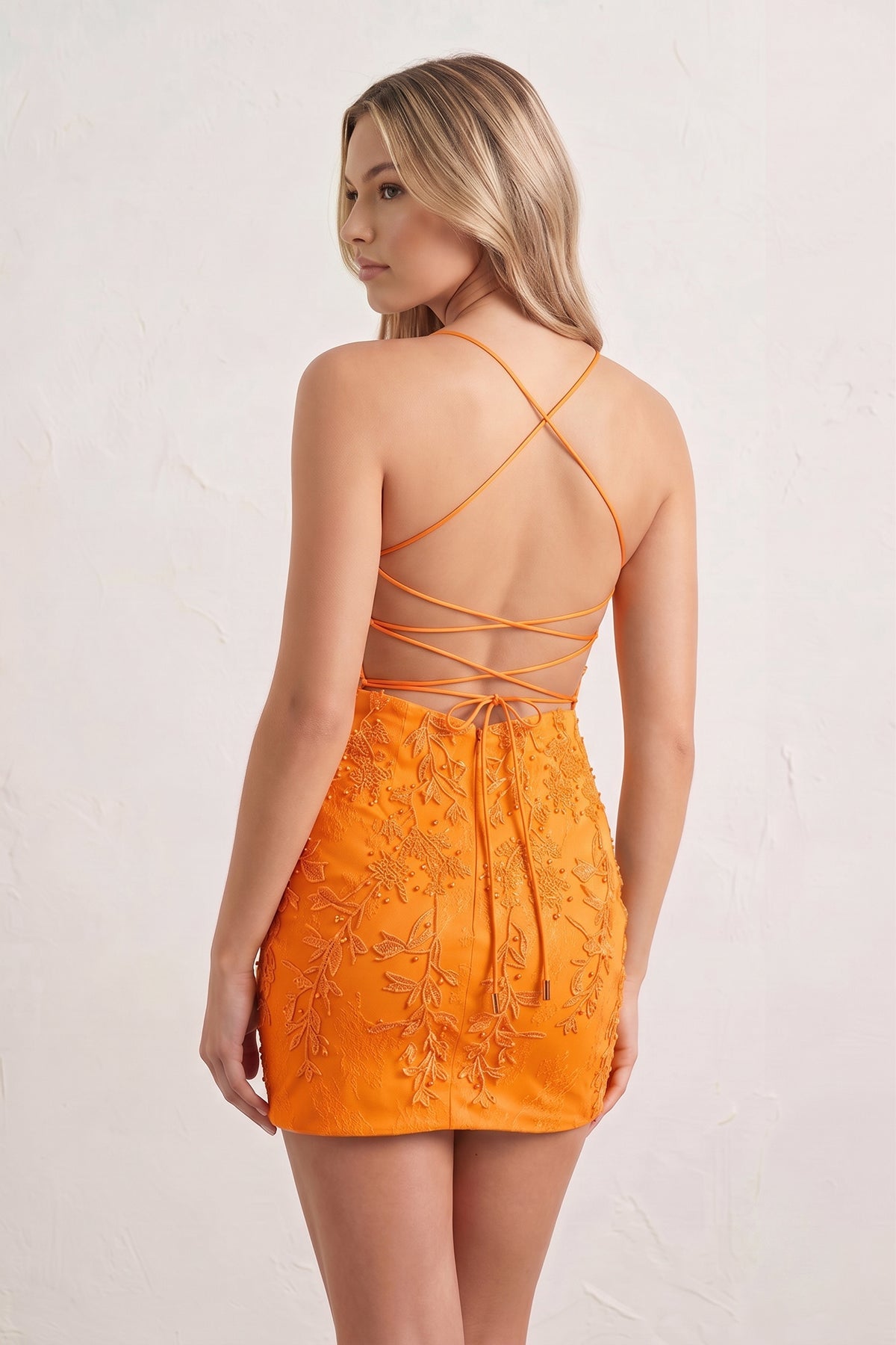 Sheath Spaghetti Straps Lace Short Homecoming Dresses