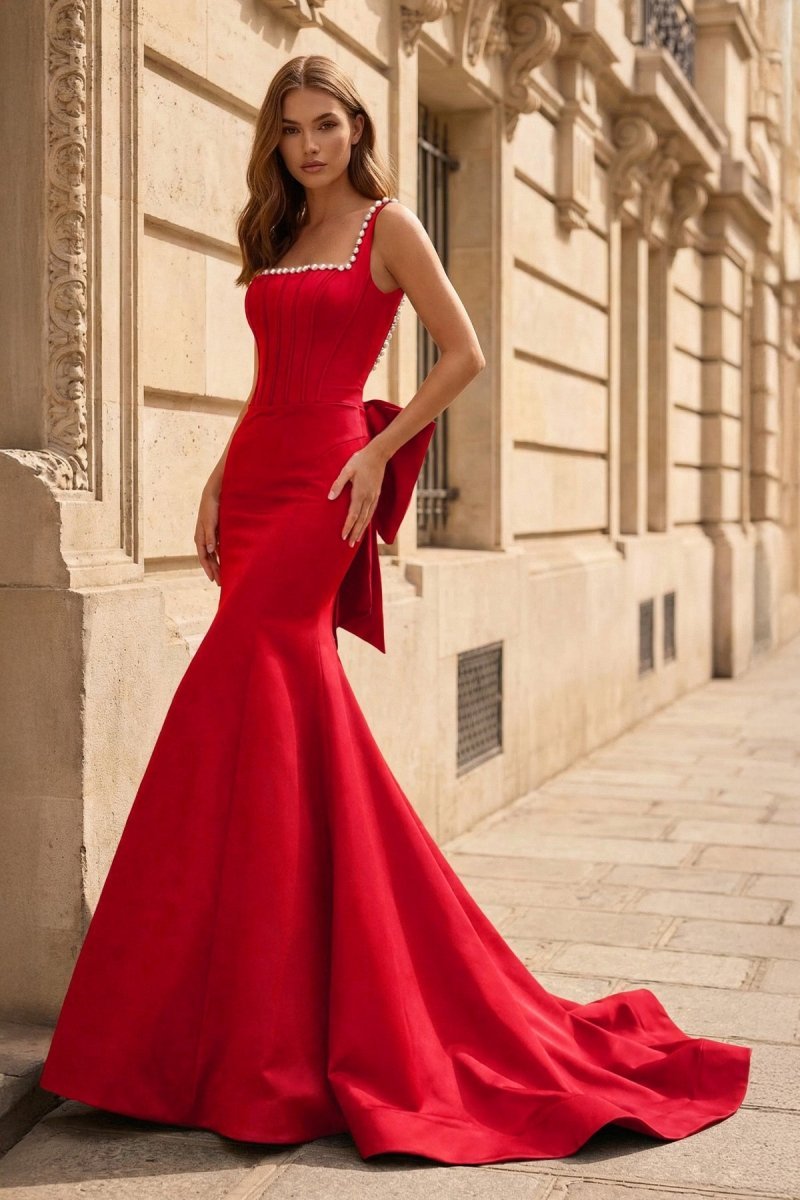 Yseult Red front view evening dress