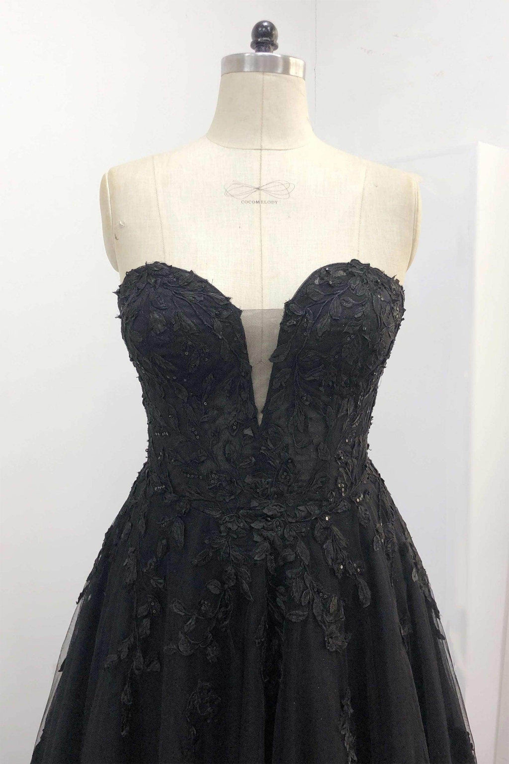 Elegant A Line Court Train Tulle Wedding Dress Wedding Dress