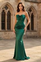 Valencia Skye Hunter Green front view prom dress