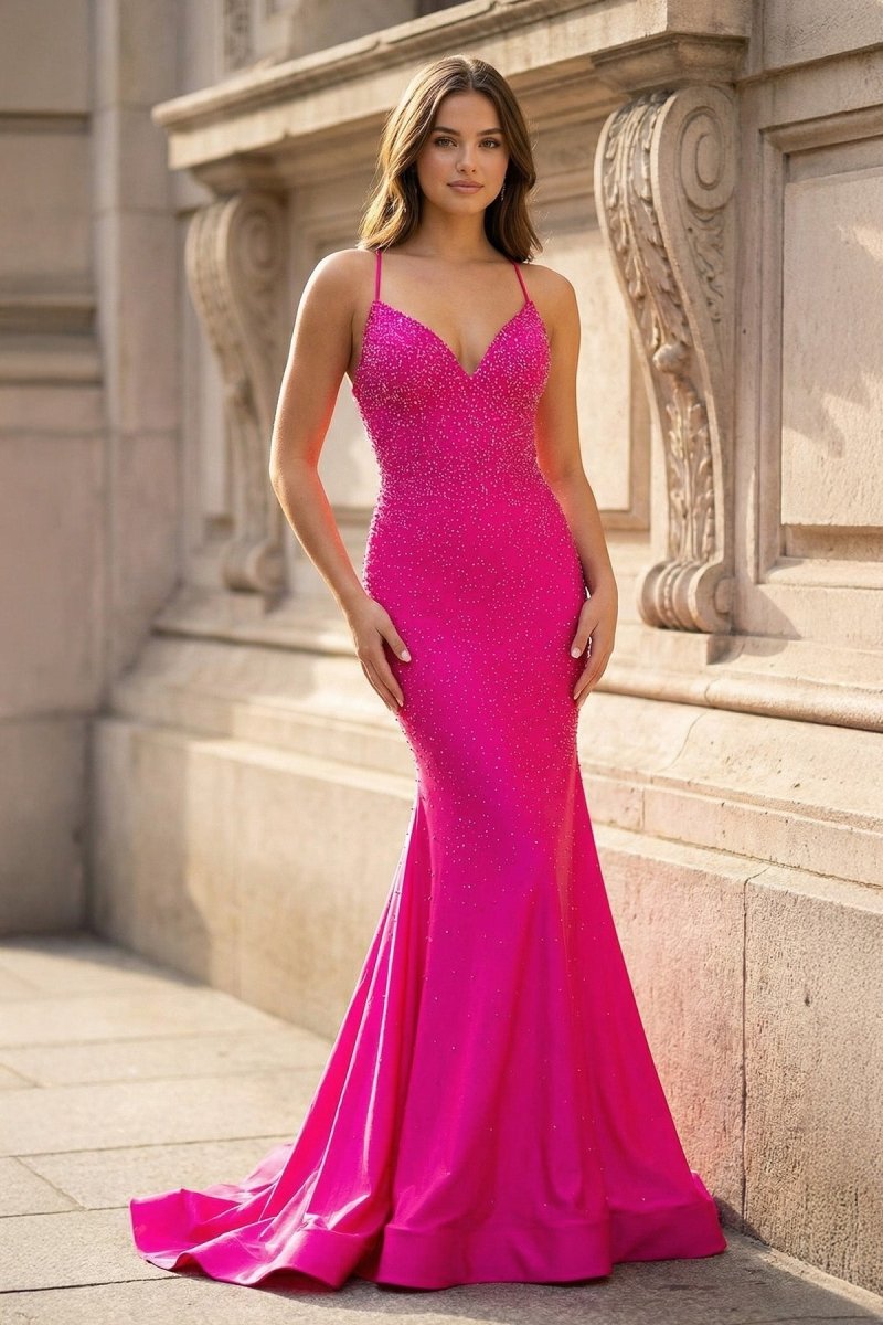 Red Satin Mermaid Evening Dress with Halter Neckline and Floor Length