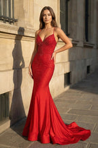 Red Satin Mermaid Evening Dress with Halter Neckline and Floor Length