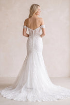 Diamond White Tulle Mermaid Wedding Dress with Strapless Neckline and Appliques