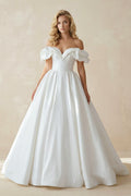 Clarisse Faye Diamond White front view wedding dress